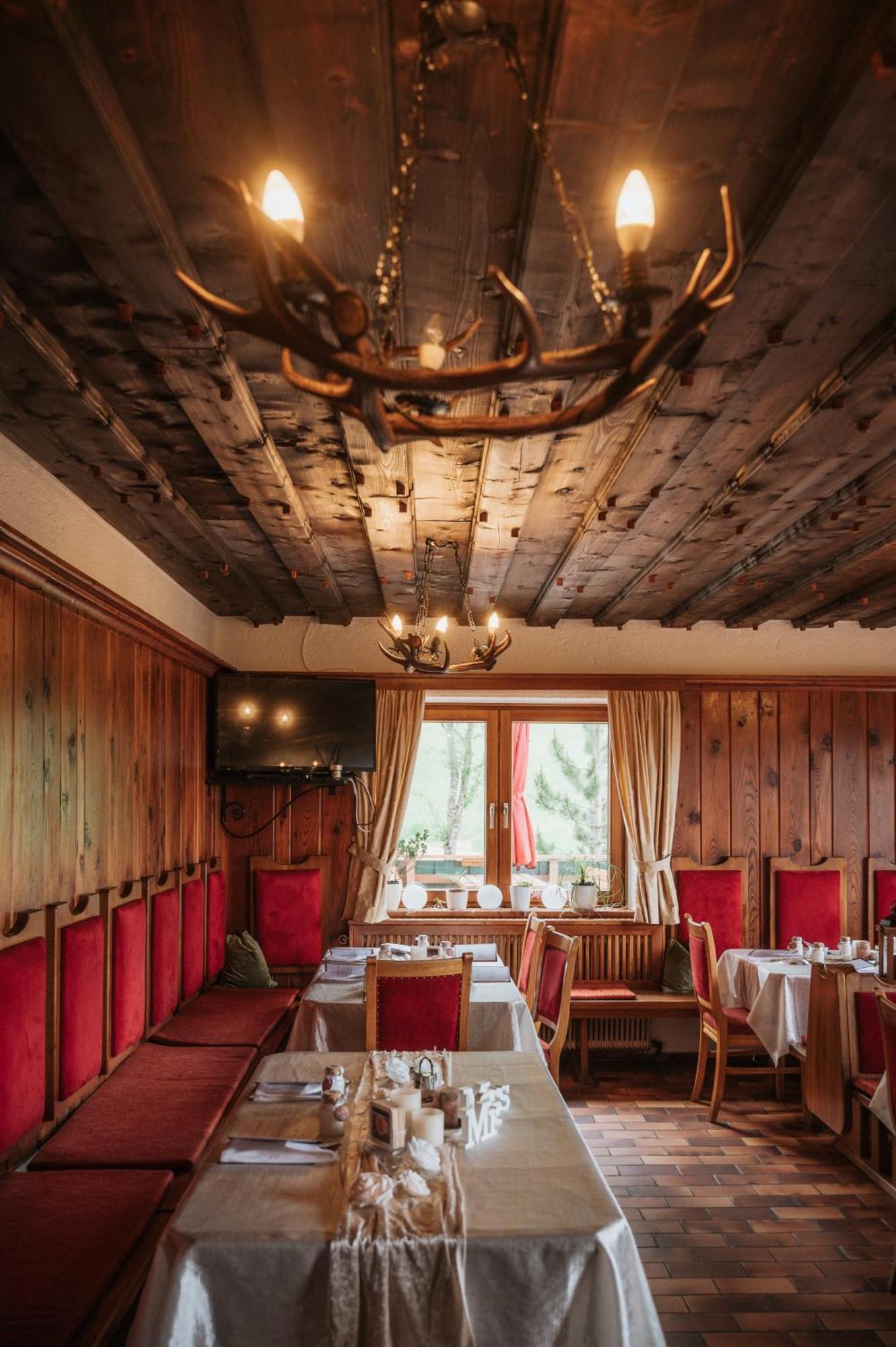 Hochberghaus Resort Grünau im Almtal Eksteriør bilde